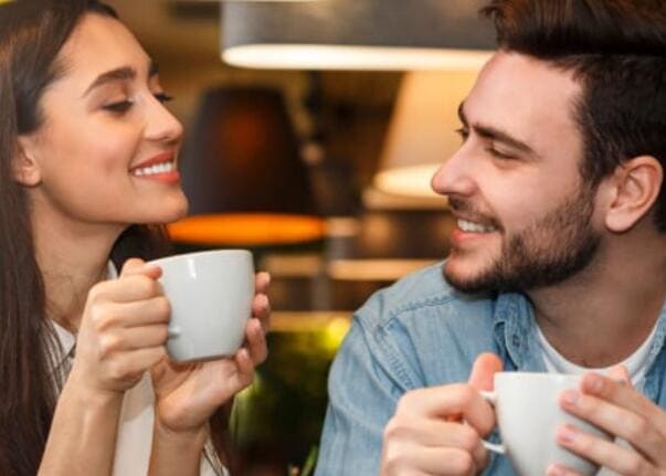 Couple lifestyle portrait representing shared cam energy